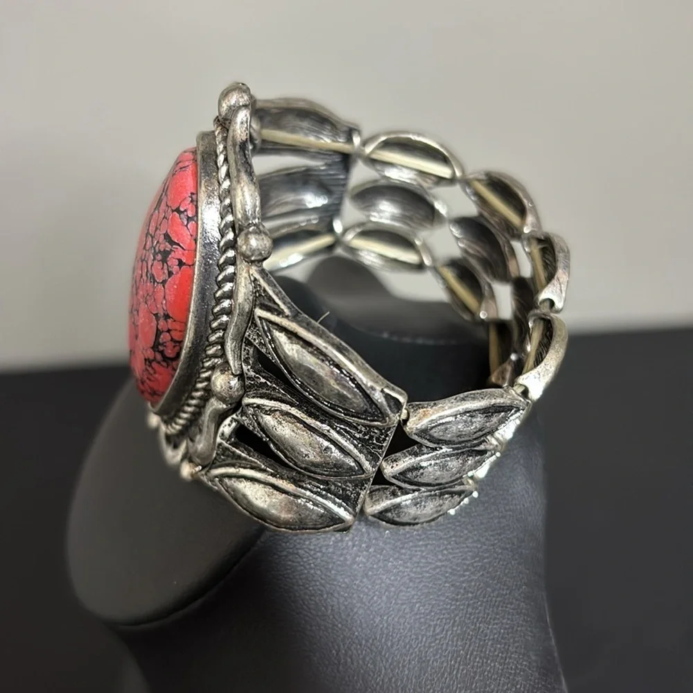 Oversized Stone Western Boho Chunky Stretch Silver Tone Stretch Bracelet